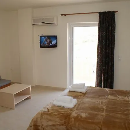Sea Breeze Hotel