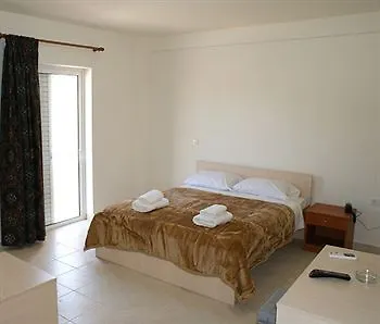 Hotel Sea Breeze Sitía